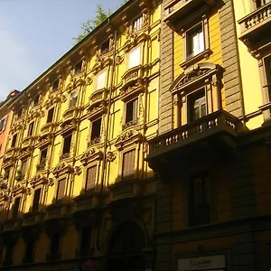 castaldi-house.it-lombardy.com/